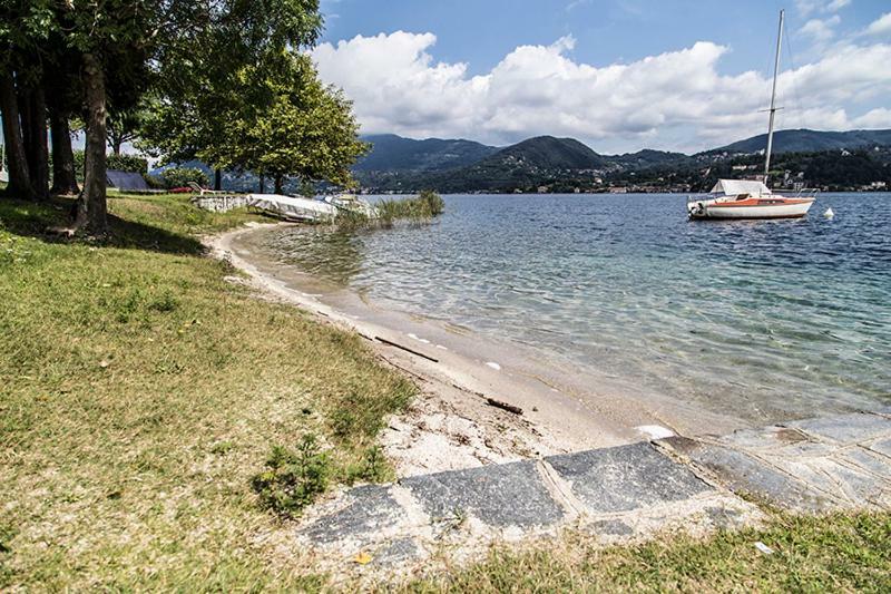 Emy Lake Orta Pella Exterior foto